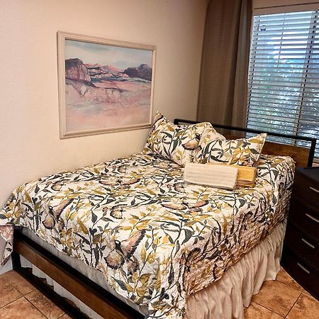 Sundown Sands Hideaway Хемет Экстерьер фото